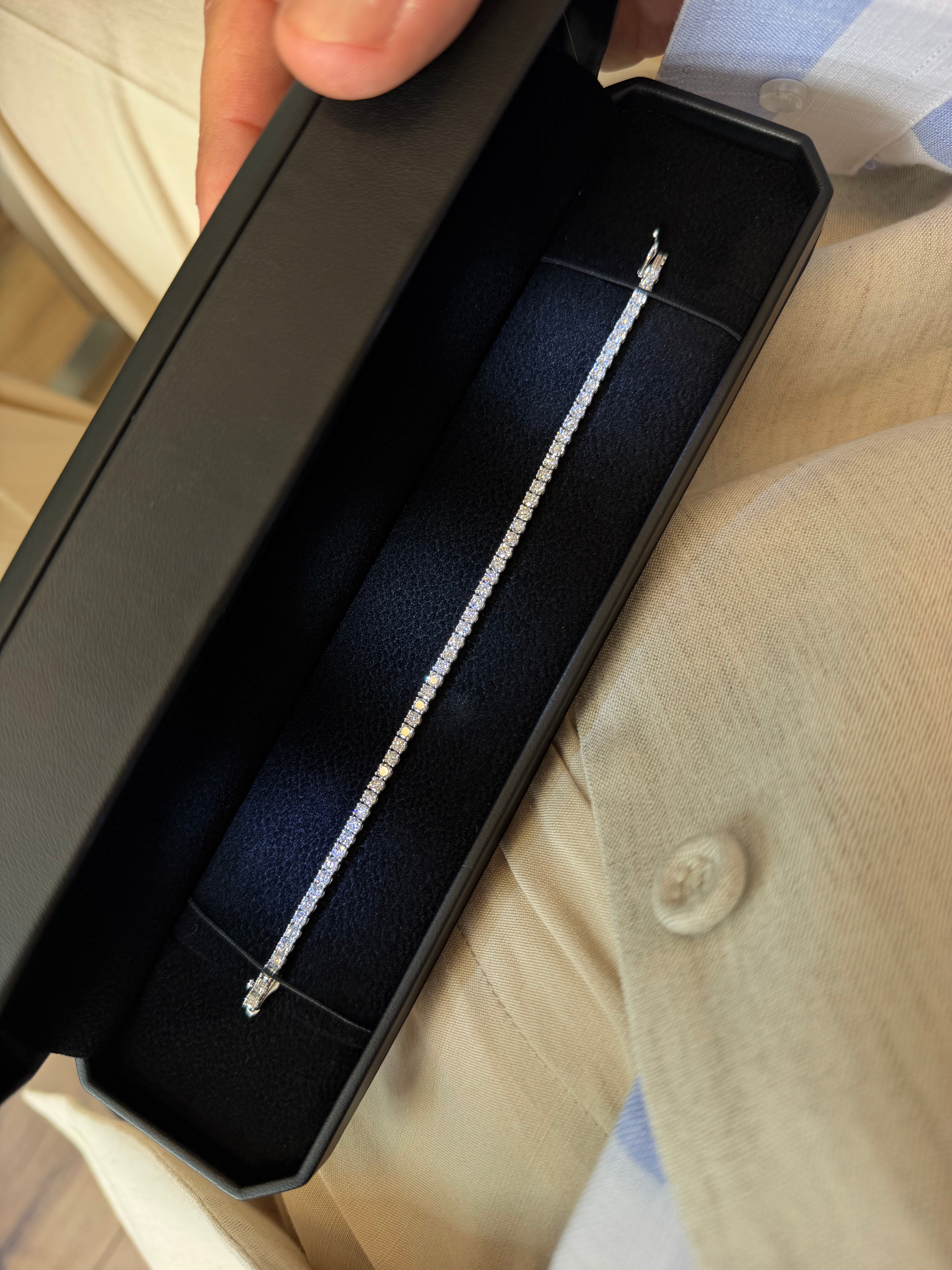 0.06 Round Diamond Bracelet